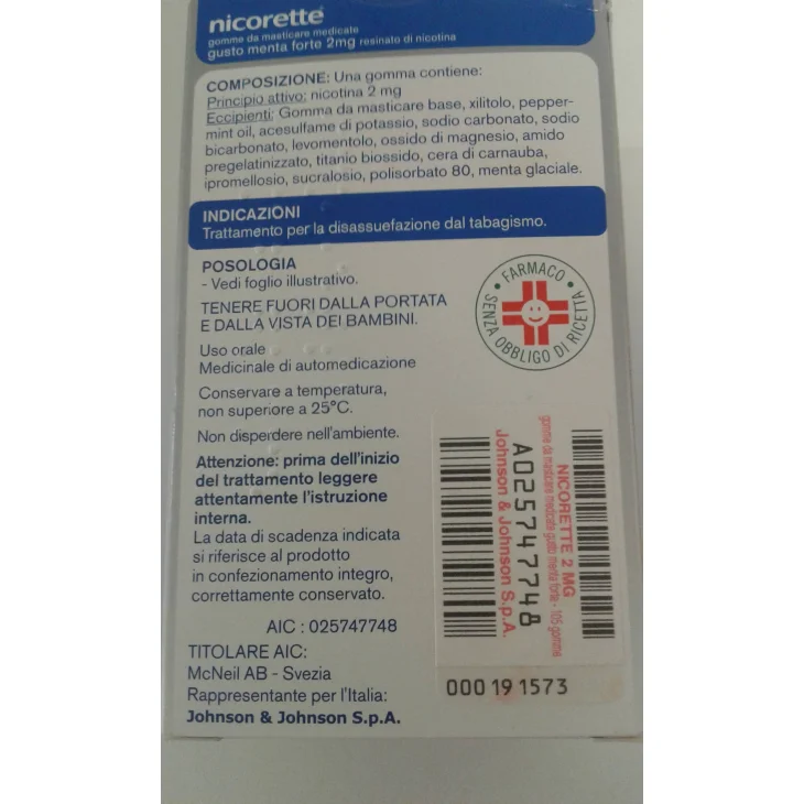 Nicorette 2 mg Gomme masticabili alla menta forte contro il tabagismo 105 gomme