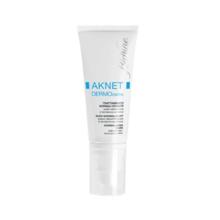 BioNike Aknet Dermocontrol Trattamento normalizzante per pelle seborroica 40 ml BioNike Aknet Dermocontrol Trattamento normalizzante per pelle seborroica 40 ml