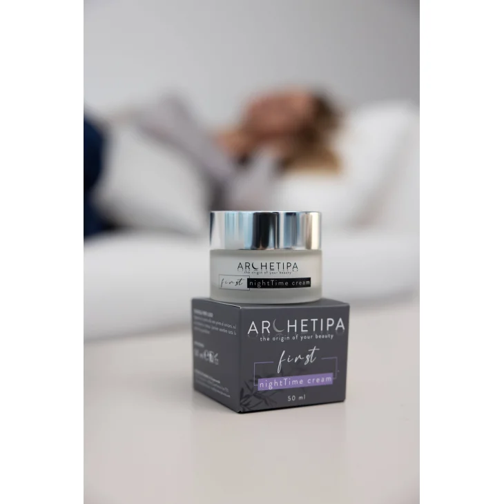 Archetipa First Night Cream Crema Notte Idratante Viso 50 ml Archetipa First Night Cream Crema Notte Idratante Viso 50 ml