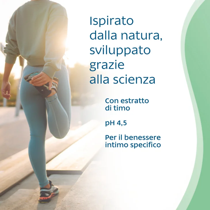 Saugella Attiva Salviettine Intime Protezione Intima Biodegradabili 15 Pezzi