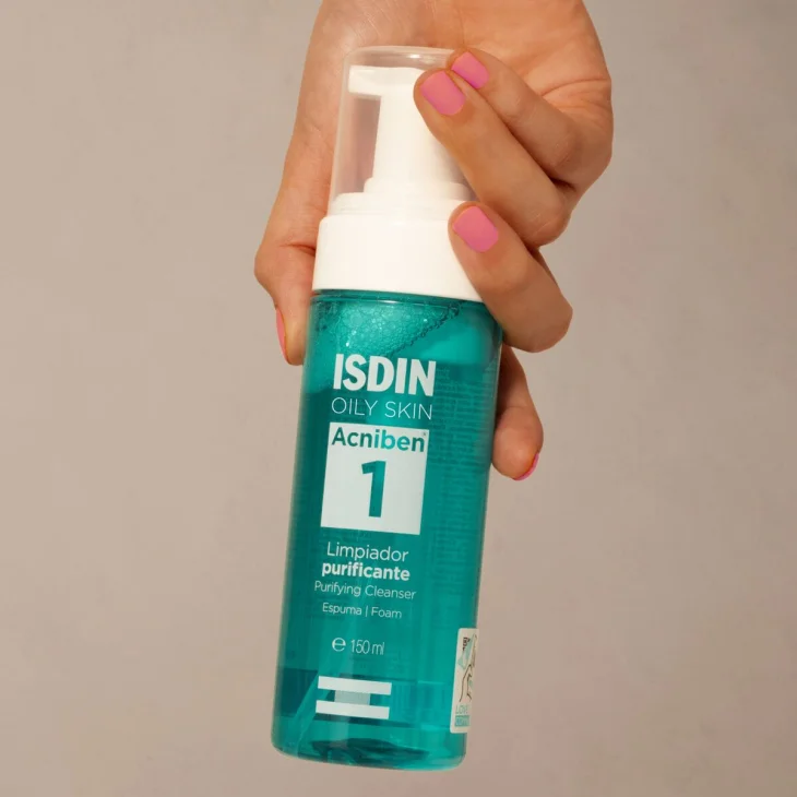 Isdin Acniben Teen Skin Purifying Cleanser Mousse Leggera Purificante Pelle Grassa e Acneica 150 ml