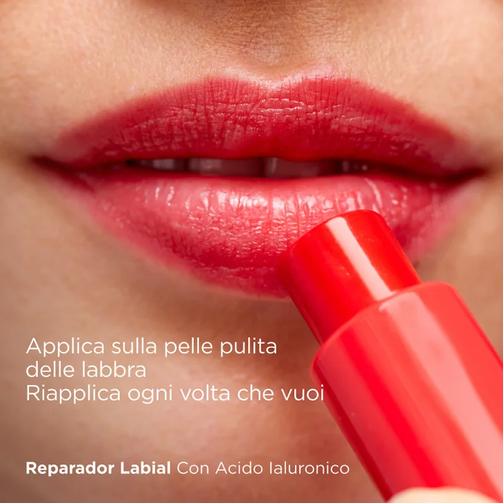Isdin Reparador Labial Rosso Stick labbra colorato con acido ialuronico che fornisce fino a 24 ore di idratazione intensa Colore Rosso 4 grammi Isdin Reparador Labial Rosso Stick labbra colorato con acido ialuronico che fornisce fino a 24 ore di idratazione intensa Colore Rosso 4 grammi