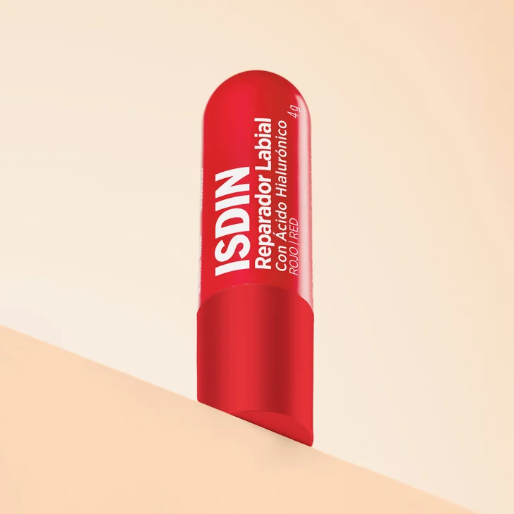 Isdin Reparador Labial Rosso Stick labbra colorato con acido ialuronico che fornisce fino a 24 ore di idratazione intensa Colore Rosso 4 grammi Isdin Reparador Labial Rosso Stick labbra colorato con acido ialuronico che fornisce fino a 24 ore di idratazione intensa Colore Rosso 4 grammi