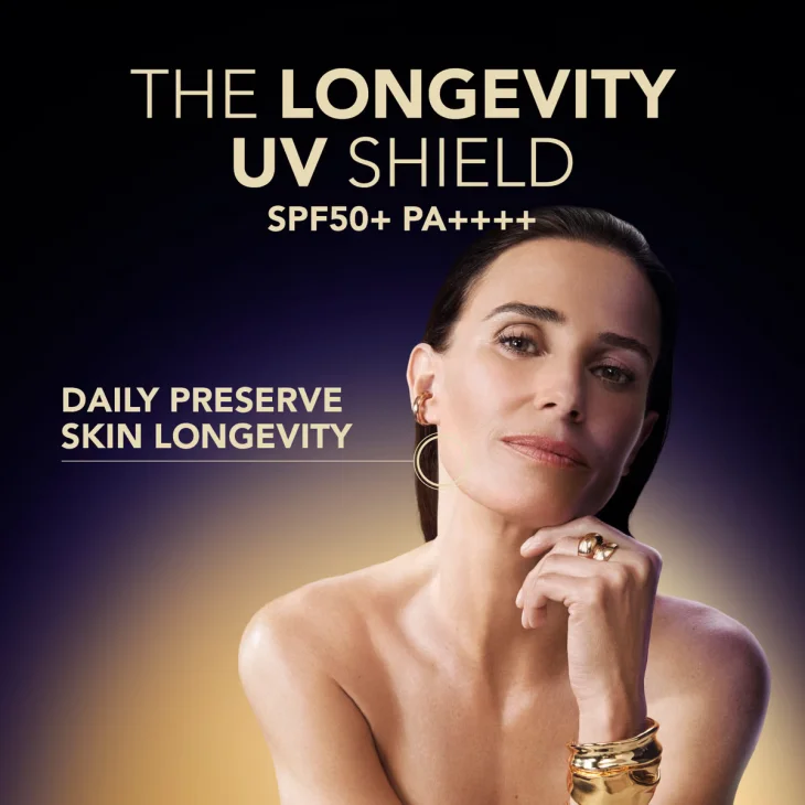 Lierac Premium Longevity UV Shield SPF50+ Fluido Setoso Viso Protezione Raggi UVA, UVB, luce blu 30 ml