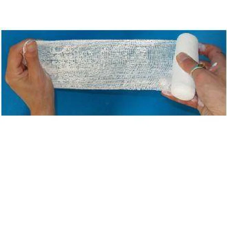 Farmacare Benda Medicata elastica con Ossido di Zinco cm10x10m 1 Pezzo