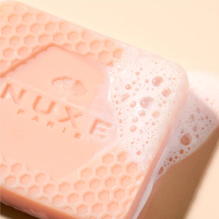 Nuxe R&ecirc;ve De Miel Shampoo Solido Delicato Al Miele 65 gr