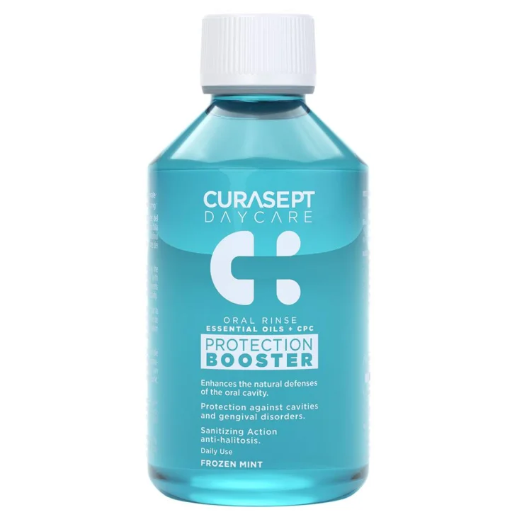 Curasept Daycare Collutorio Protection Booster Frozen Mint Azione Igienizzante 500 ml