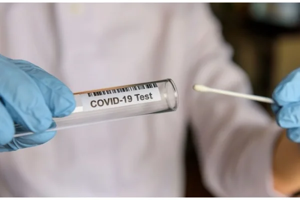 Tamponi COI: i nuovi test da fare in farmacia